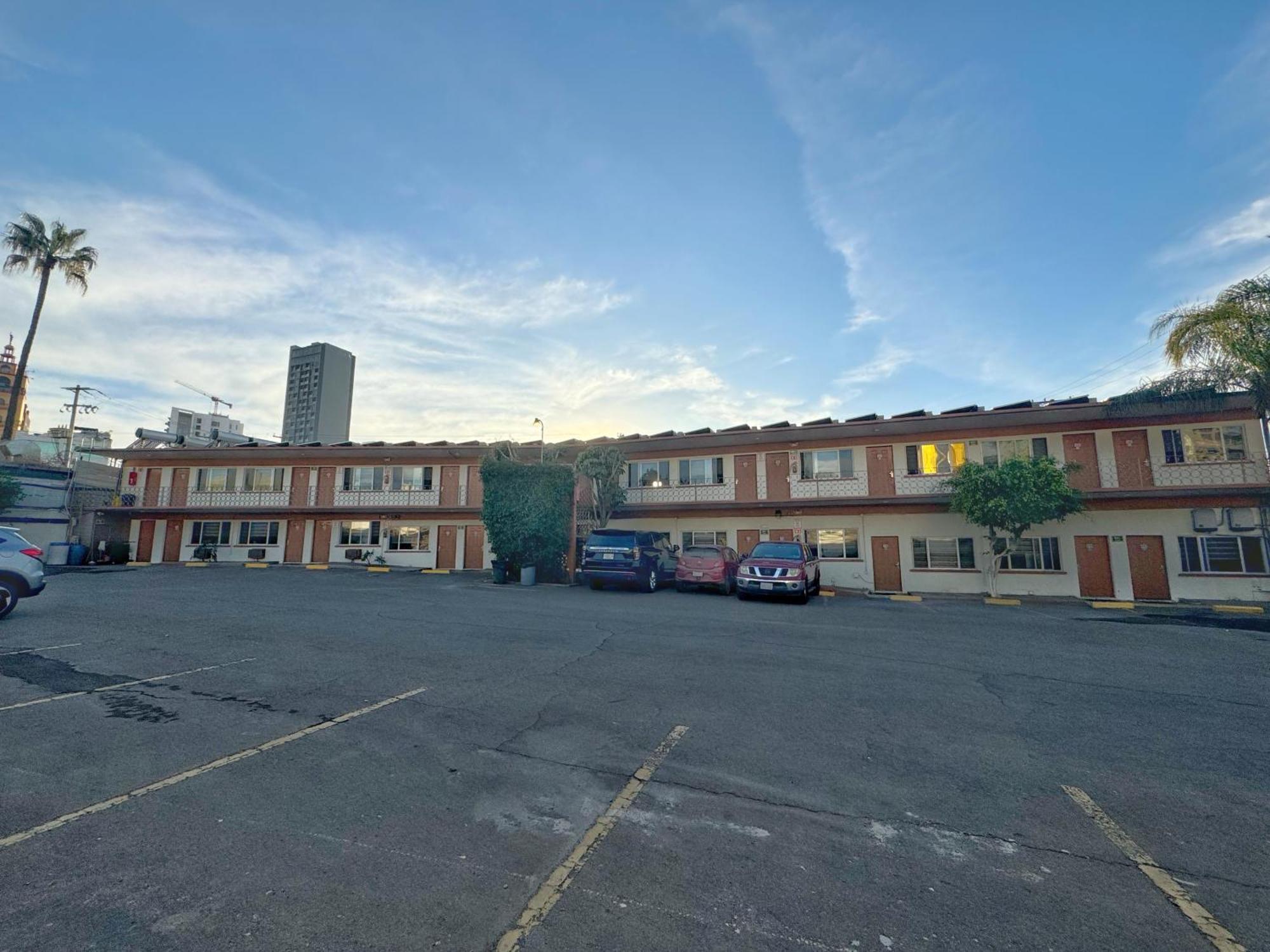Motel Reno Тихуана Экстерьер фото